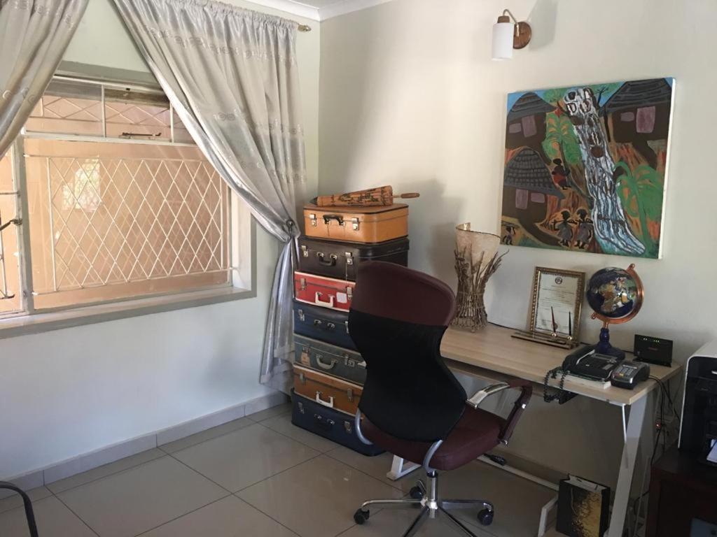 A New Earth Guest Lodge Francistown Zewnętrze zdjęcie