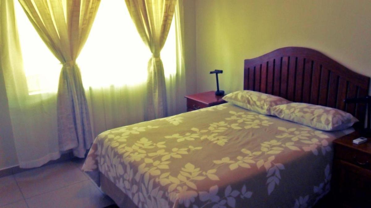 A New Earth Guest Lodge Francistown Zewnętrze zdjęcie